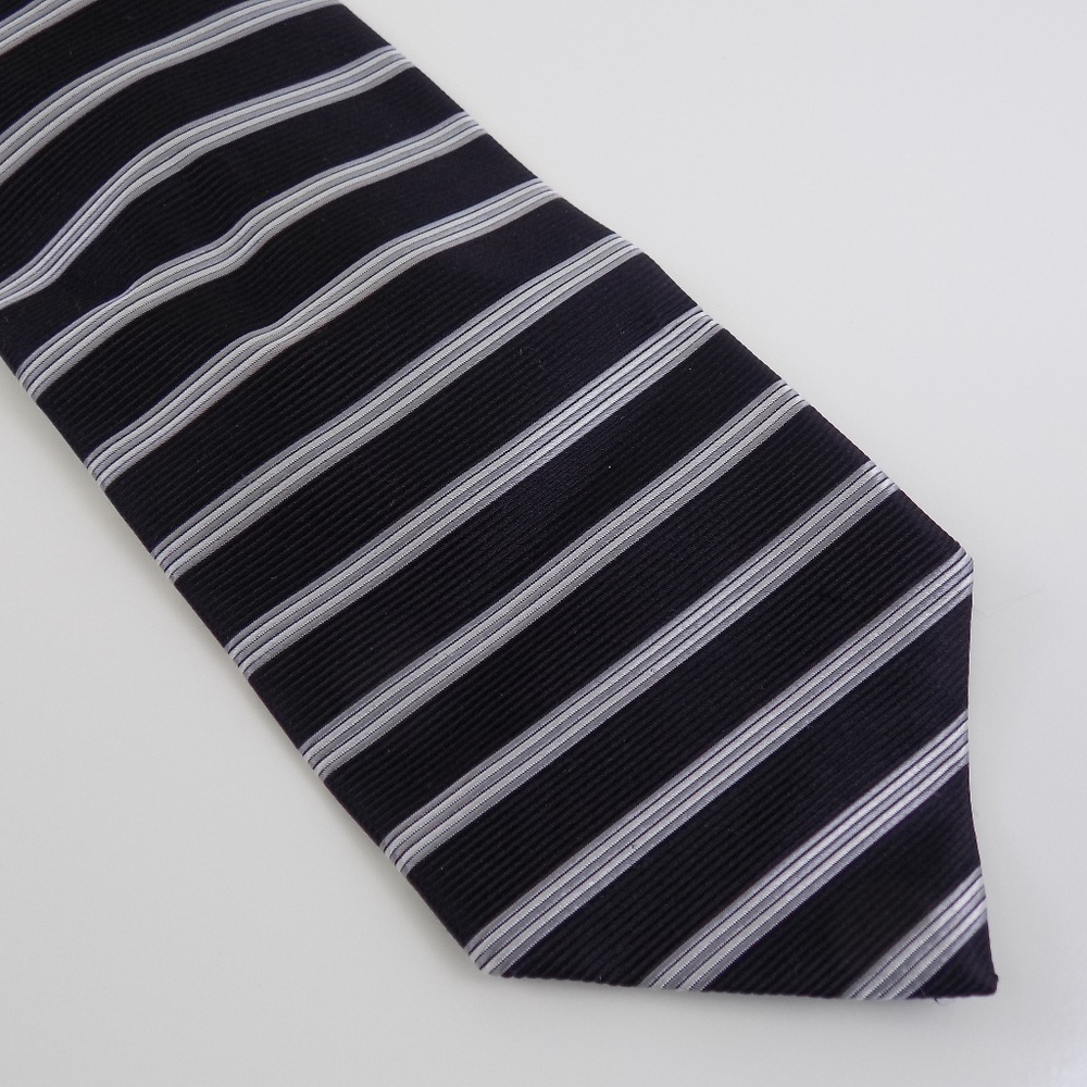 Jos. A. Bank Men's Necktie Black Silver Striped